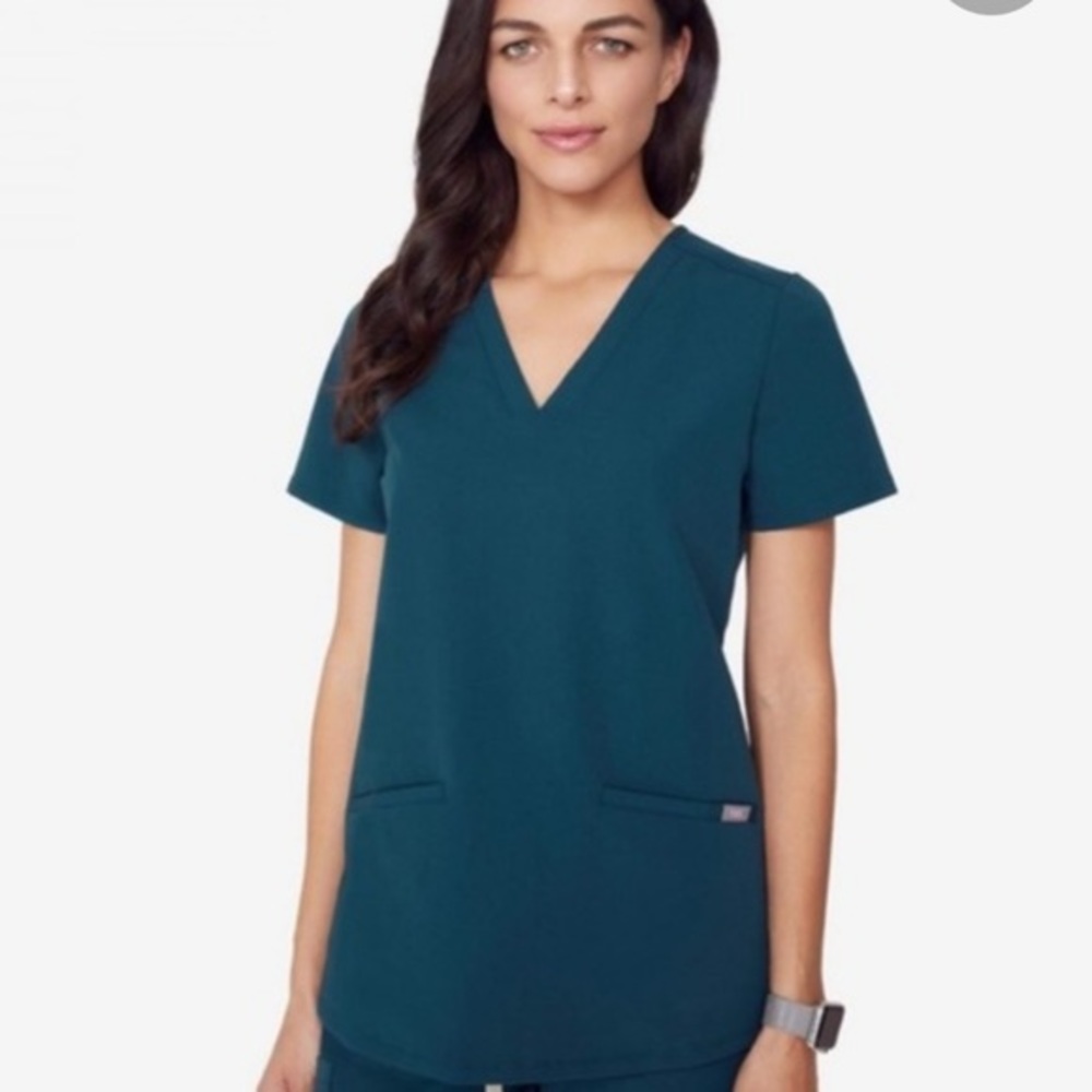 Figs small casma three pocket scrub top Caribbean blue